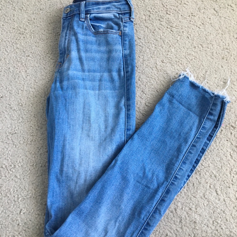Hollister High-Rise Super Skinny Denim Jeans